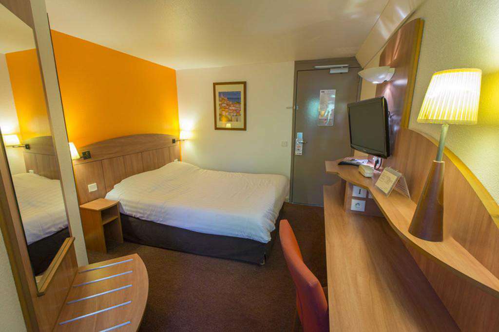 Comfort Hotel Grenoble Мелан Номер фото
