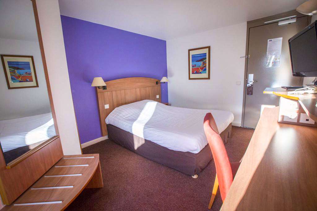 Comfort Hotel Grenoble Мелан Номер фото