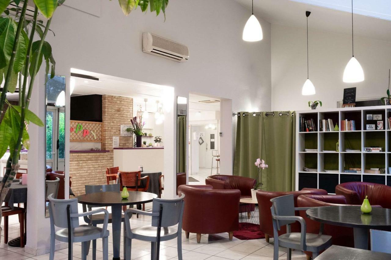 Comfort Hotel Grenoble Мелан Экстерьер фото
